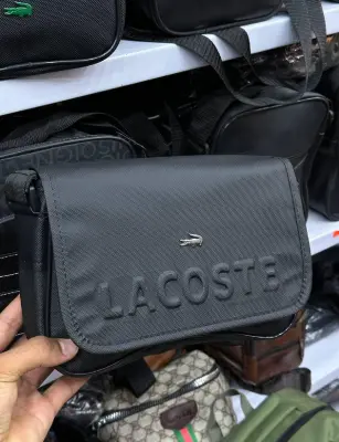 Sacoche lacoste